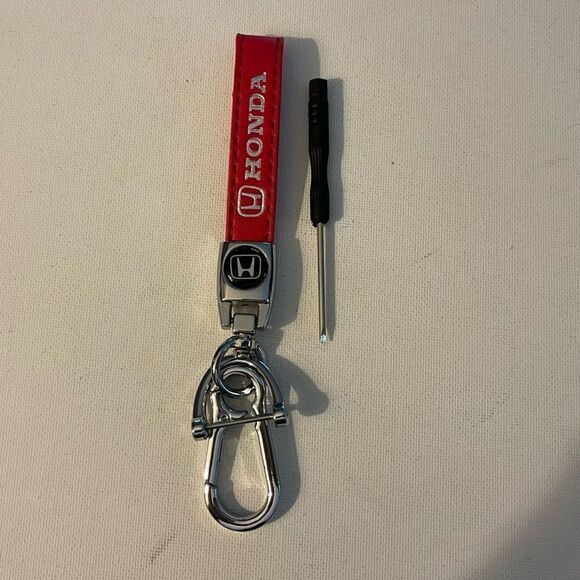 Honda Logo Key Fob Keychain in Red Leather NWT - Picture 1 of 4